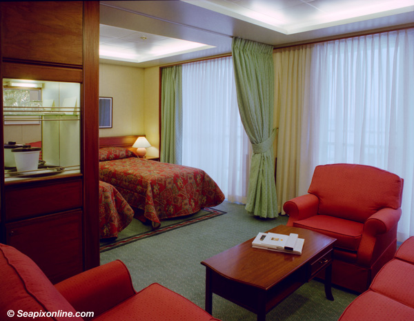 Arcadia, Sitmar Fairmajesty, Star Princess, Ocean Village, Pacific Pearl 8611398 ID 2747
